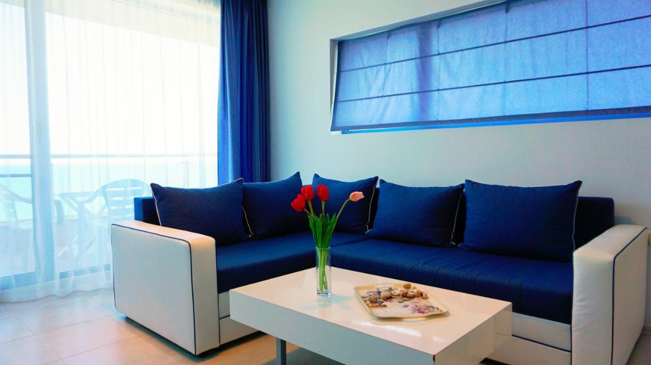 Aurora Apartments On The Beach Obzor Exterior foto