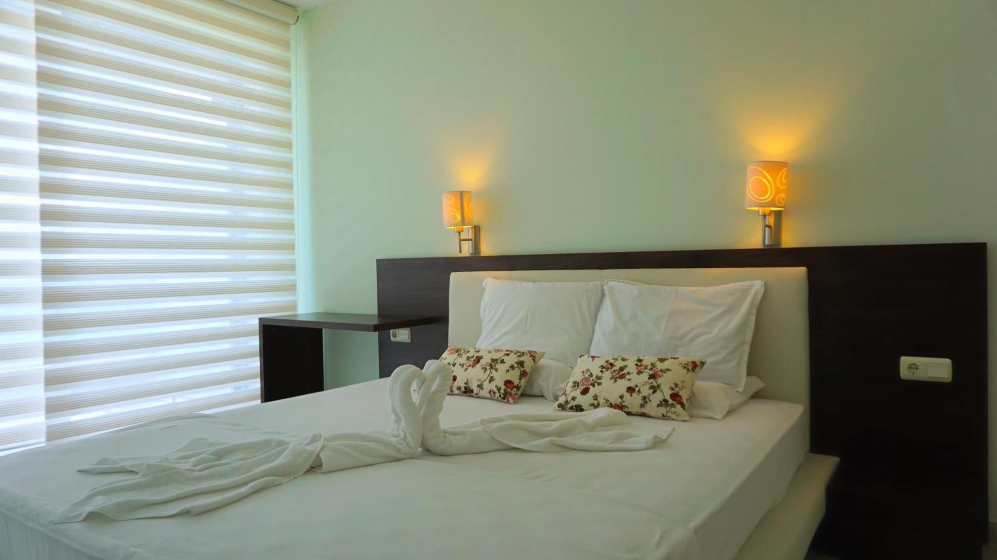 Aurora Apartments On The Beach Obzor Exterior foto