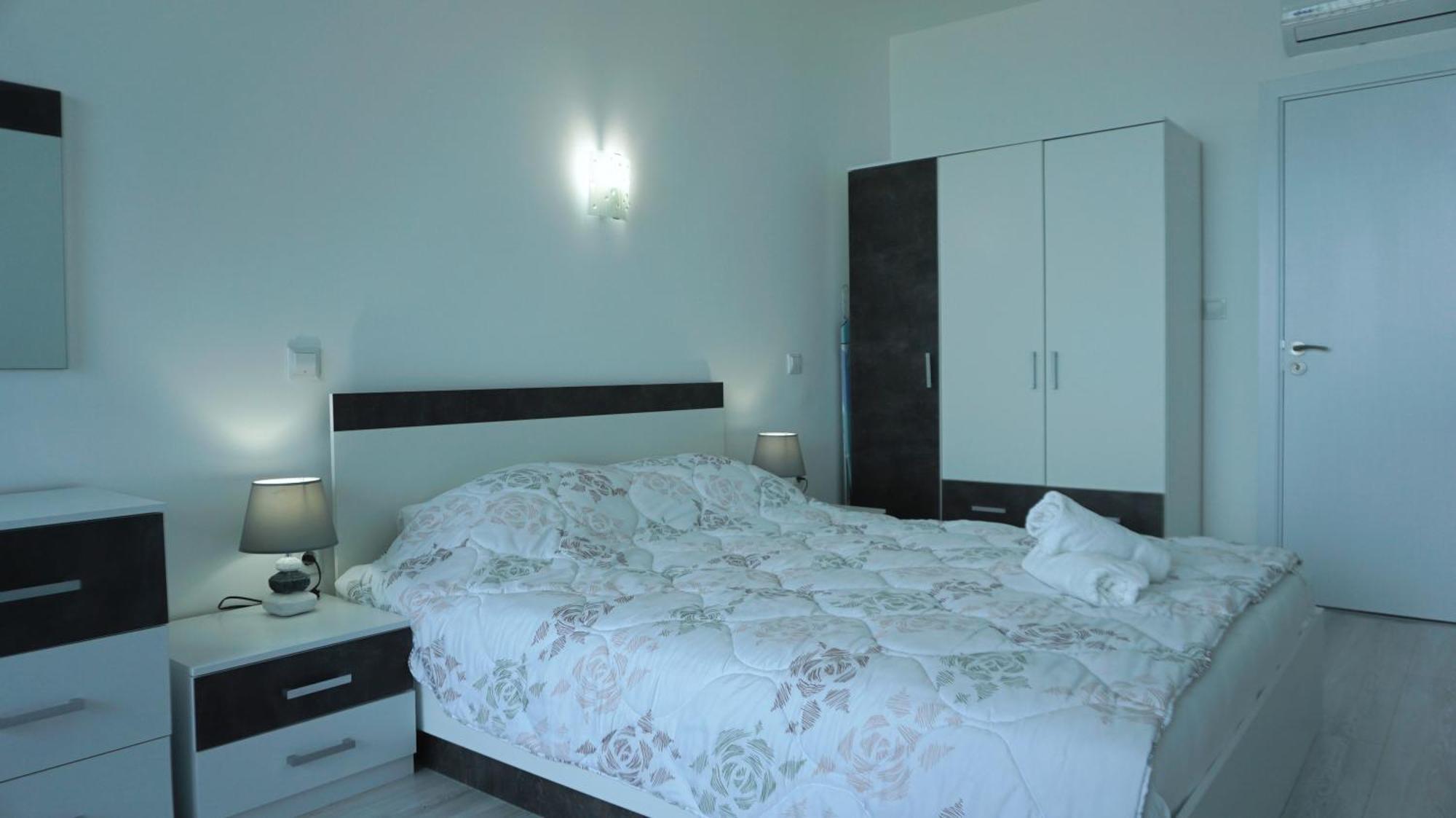 Aurora Apartments On The Beach Obzor Cameră foto